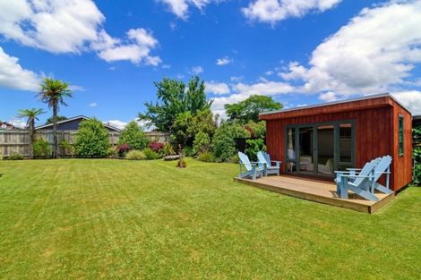Photo of property in 20 Konene Street, Utuhina, Rotorua, 3015