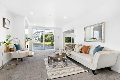 Photo of property in 49 Price Crescent, Mount Wellington, Auckland, 1060