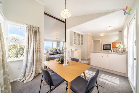 Photo of property in 231 Dowse Drive, Maungaraki, Lower Hutt, 5010