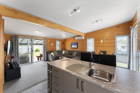 Photo of property in 11 Ramona Avenue, Waitarere Beach, Levin, 5510