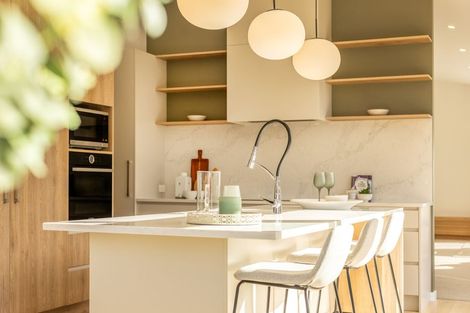 Photo of property in 15 Kaiwaru Place, Waikanae, 5036