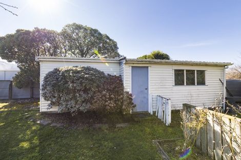Photo of property in 33 Tararua Terrace, Cloverlea, Palmerston North, 4412