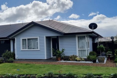 Photo of property in Maltworks Villas, 24/60 Port Hills Road, Heathcote Valley, Christchurch, 8022