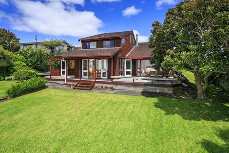 Photo of property in 201 Glamorgan Drive, Torbay, Auckland, 0630