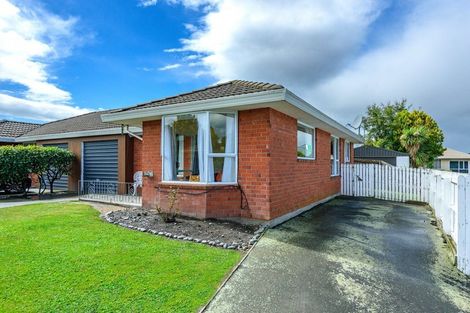 Photo of property in 1/45 Shannon Place, Belfast, Christchurch, 8051