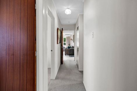 Photo of property in 37 Clifton Drive, Waitara, 4320