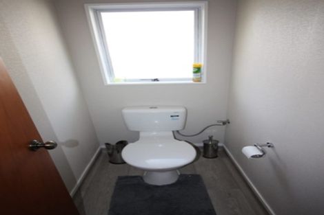 Photo of property in 11 Newton Place, Westbrook, Palmerston North, 4412