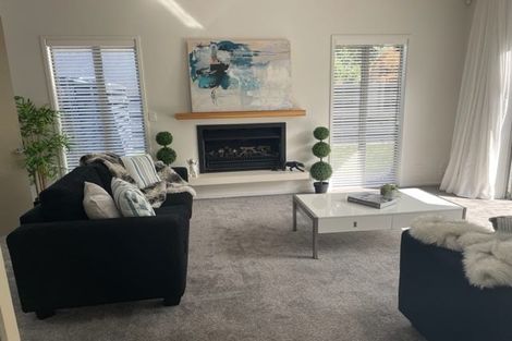 Photo of property in 16 Bryndwr Road, Fendalton, Christchurch, 8052