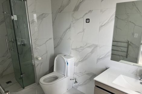 Photo of property in 15d Bond Crescent, Forrest Hill, Auckland, 0620