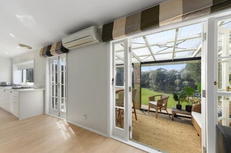 Photo of property in 140 Cuba Street, Petone, Lower Hutt, 5012