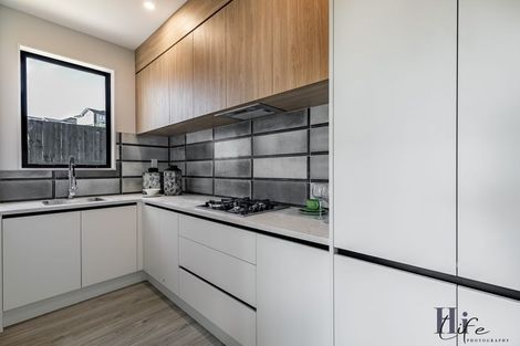 Photo of property in 8 Celestial Crescent, Orewa, 0931