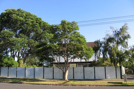 Photo of property in 1/29 Islington Avenue, New Lynn, Auckland, 0600