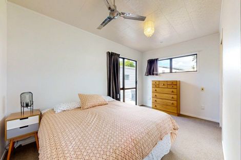 Photo of property in 216 Given Avenue, Whangamata, 3620