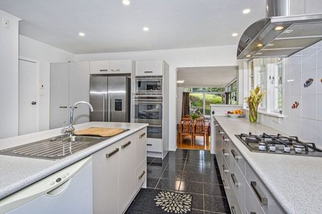 Photo of property in 2 Memorial Drive, Parahaki, Whangarei, 0112