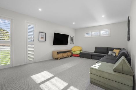 Photo of property in 30 Orchard Road, Greytown, 5712
