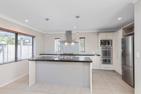 Photo of property in 21 Magma Crescent, Stonefields, Auckland, 1072
