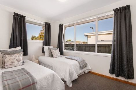 Photo of property in 292 Main North Road, Redwood, Christchurch, 8051