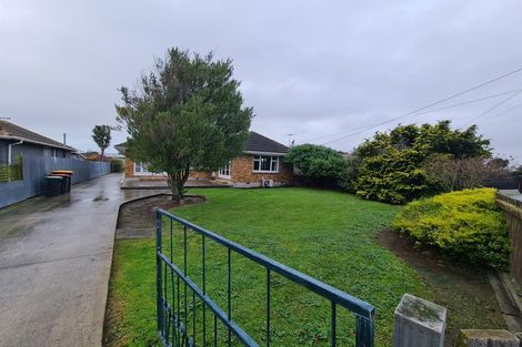 Photo of property in 40 Burwood Road, Burwood, Christchurch, 8083