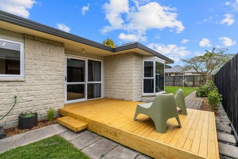 Photo of property in 8a Janet Street, Upper Riccarton, Christchurch, 8041