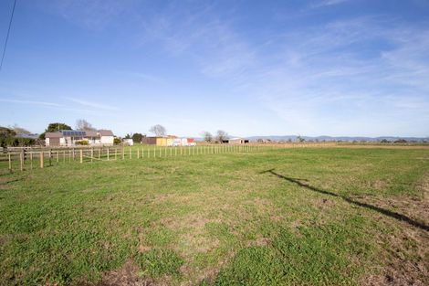 Photo of property in 41 Pipiroa Road, Ngatea, 3503