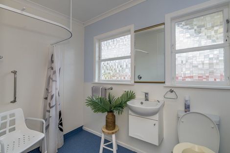 Photo of property in 7 Carlisle Street, Levin, 5510