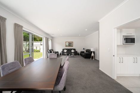 Photo of property in 5 Crompton Avenue, Churton Park, Wellington, 6037