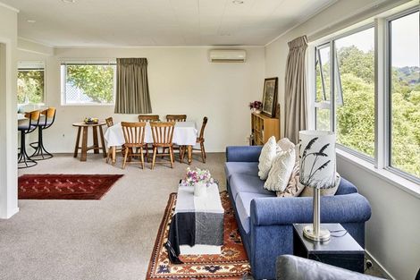 Photo of property in 5 Ayton Drive, Whitby, Porirua, 5024