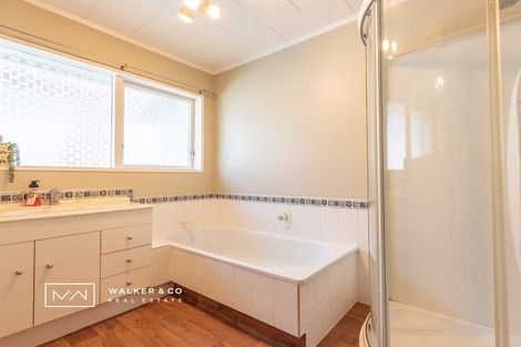 Photo of property in 16 Sunbrae Drive, Silverstream, Upper Hutt, 5019