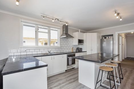 Photo of property in 6 Herbert Street, Gore, 9710