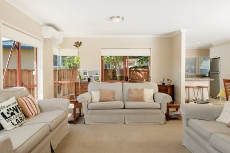 Photo of property in 22 Solander Drive, Welcome Bay, Tauranga, 3112