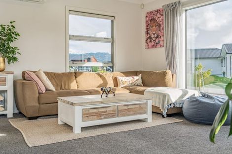 Photo of property in 24 Fenwick Crescent, Wallaceville, Upper Hutt, 5018