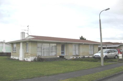 Photo of property in 1 Dover Place, Solway, Masterton, 5810
