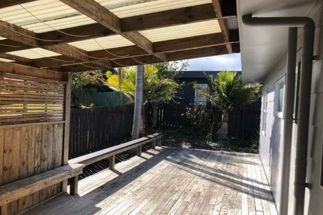 Photo of property in 1 Moa Place, Onerahi, Whangarei, 0110