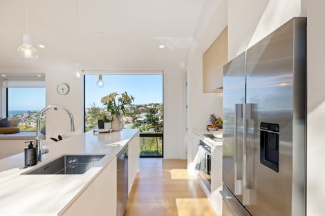 Photo of property in 110 Mount Pleasant Road, Mount Pleasant, Christchurch, 8081