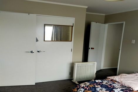 Photo of property in 36b Colchester Crescent, Newlands, Wellington, 6037