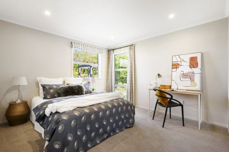 Photo of property in 8 Bateson Way, Heretaunga, Upper Hutt, 5018