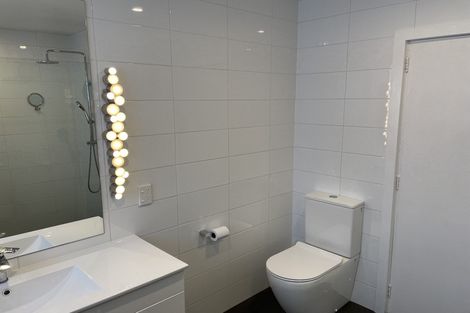 Photo of property in 2/5 Hillsborough Terrace, Hillsborough, Christchurch, 8022