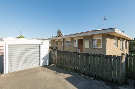 Photo of property in 2/13 Gladstone Road, Richmond, 7020