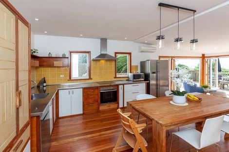 Photo of property in 20 Pingau Street, Paekakariki, 5034