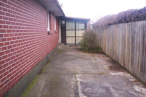 Photo of property in 83 Isleworth Road, Bishopdale, Christchurch, 8053