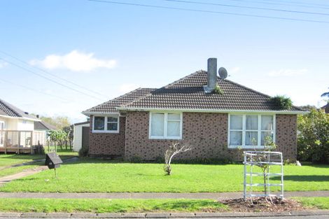 Photo of property in 15 Williams Crescent, Otara, Auckland, 2023