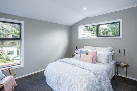 Photo of property in 37a Tiromoana Road, Raumati South, Paraparaumu, 5032