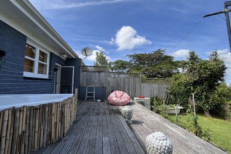 Photo of property in 1/16 Roseburn Place, Pakuranga, Auckland, 2010