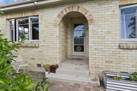 Photo of property in 9a Saint Olpherts Avenue, Hamilton East, Hamilton, 3216