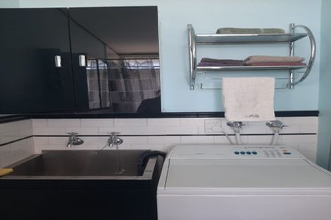 Photo of property in 23uc6 Rangitane Street, Maupuia, Wellington, 6022