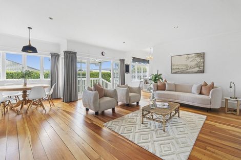 Photo of property in 87 Pendarves Street, New Plymouth, 4310