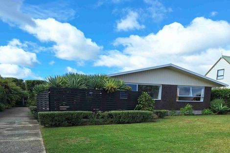 Photo of property in 37 Arthur Street, Whitianga, 3510