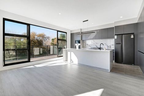 Photo of property in 4 Pleasant Way, Matakatia, Whangaparaoa, 0930