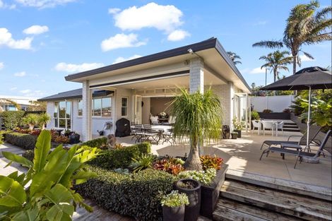 Photo of property in 29 The Ritz, Orewa, 0931