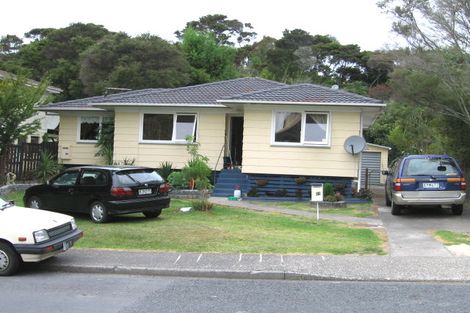Photo of property in 23 Beaudine Avenue, Glenfield, Auckland, 0629